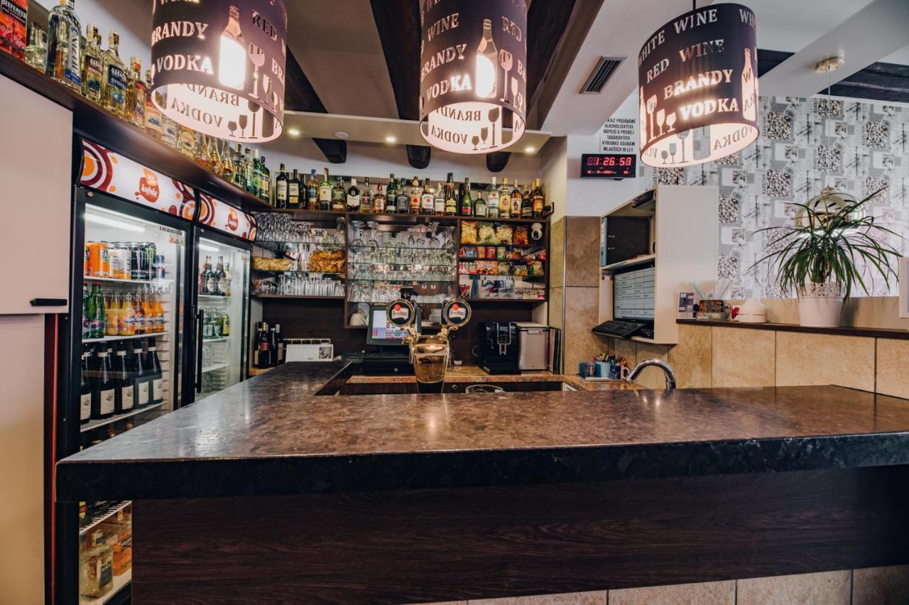 站点早餐餐厅酒店 布尔诺 外观 照片